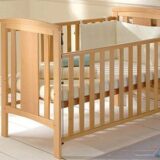 infants wooden crib